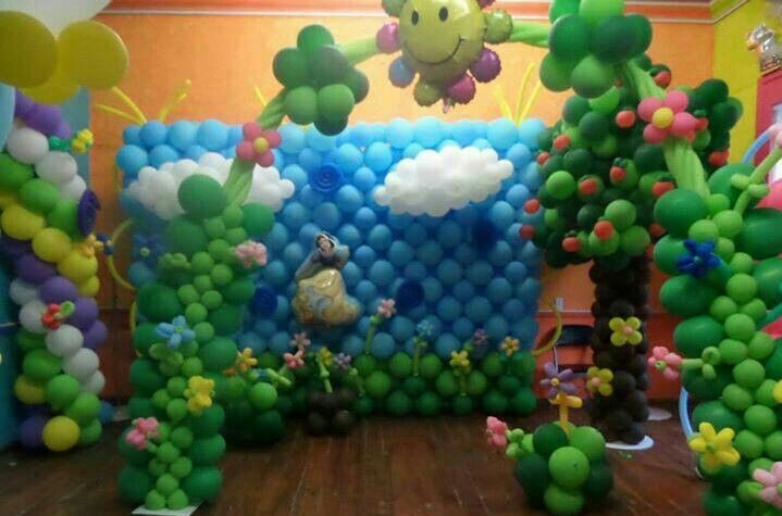 3699a0d40206bc87c9b3f13c79a6414b--balloon-ideas-balloon-decorations