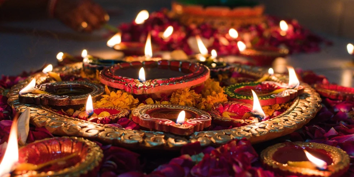 Design A Warm Welcome With Diwali Entrance Decoration Ideas_Floodlightz Events