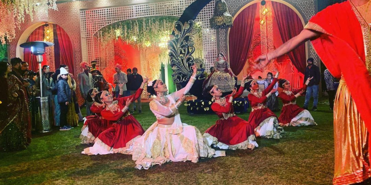 Dance Troupe In Delhi | Wedding Dance Troupe