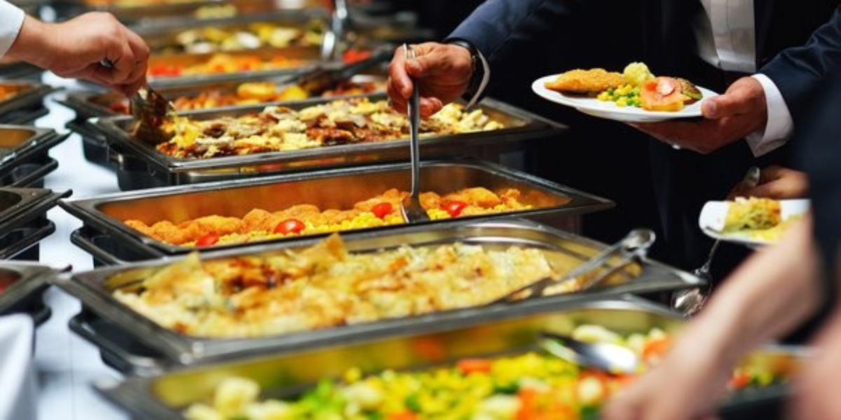Selecting The Best Caterers For Wedding