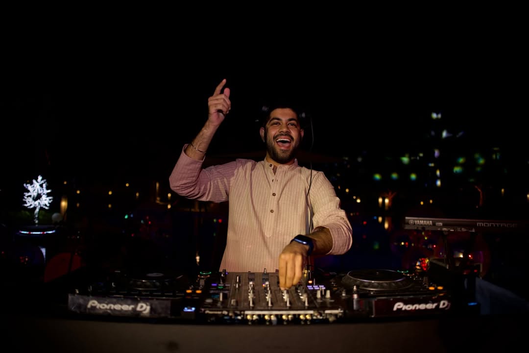 Why Choose The Best DJ In Delhi NCR_Floodlightz _Events
