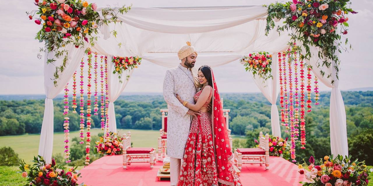 Elevate Your Celebration With Top-Class Wedding Entertainment Services