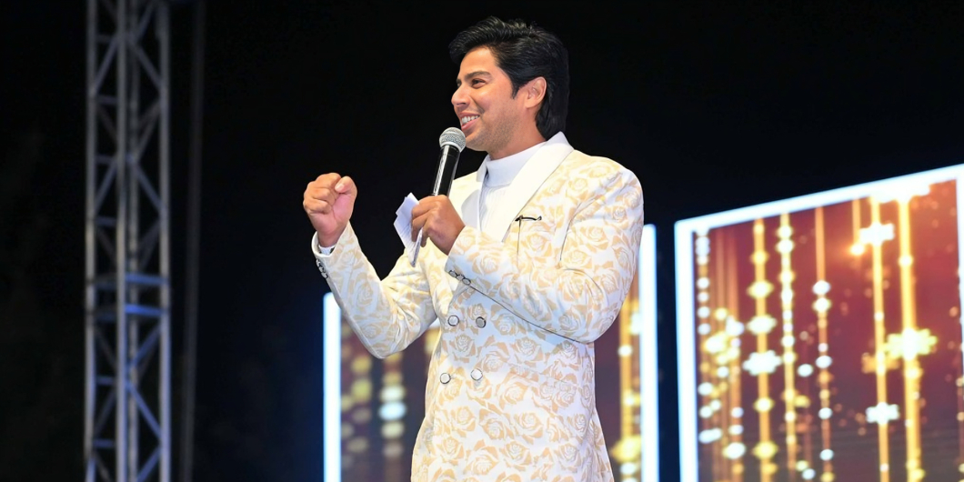 Anchor In Delhi: Find The Perfect Emcee For Events & Weddings