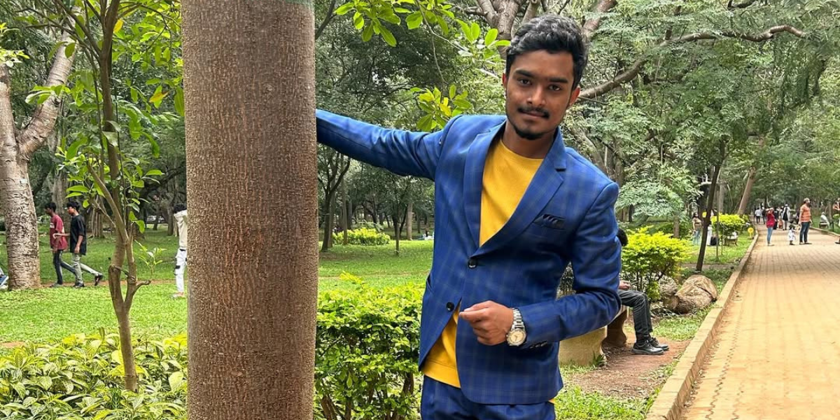 Emcee Karthik