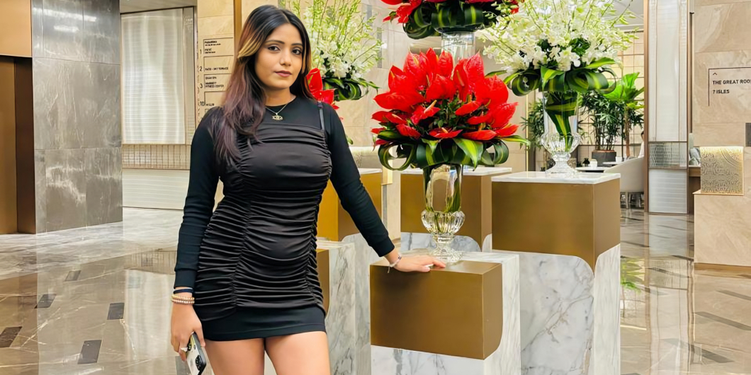 Event Hostess In Mumbai | Hire Hostess For Event_Floodlightz_Events