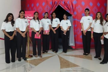The Ultimate Guide To Hiring Event Hostess & Manpower For Events In Delhi NCR_Floodlightz_Events