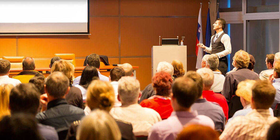 Why Floodlightz Events Is The Best Conference & Seminar Event Management Company_Floodlightz