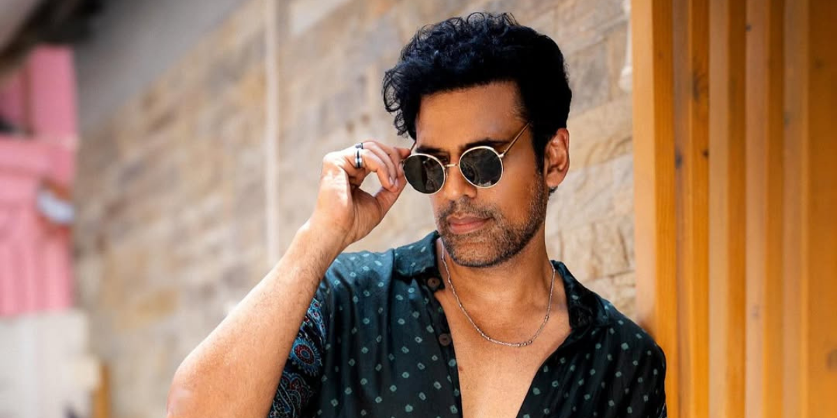 Samir Kochhar_Celebrity Anchor