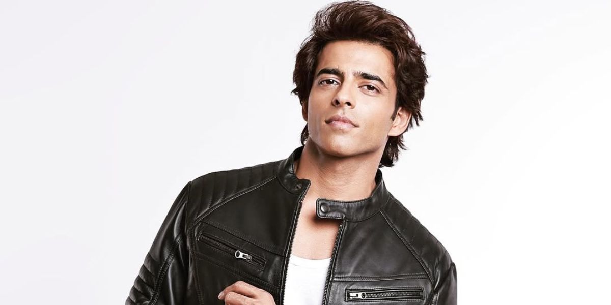 Himmanshoo Ashok Malhotra_Celebrity Anchor