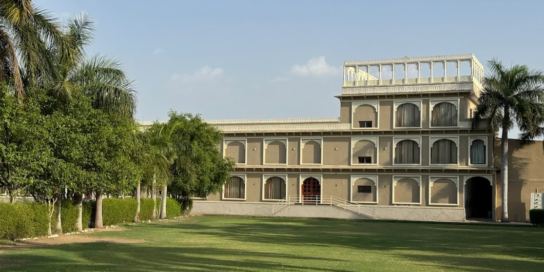 A Venue That Supports Both Business + Leisure_Floodlightz_Events