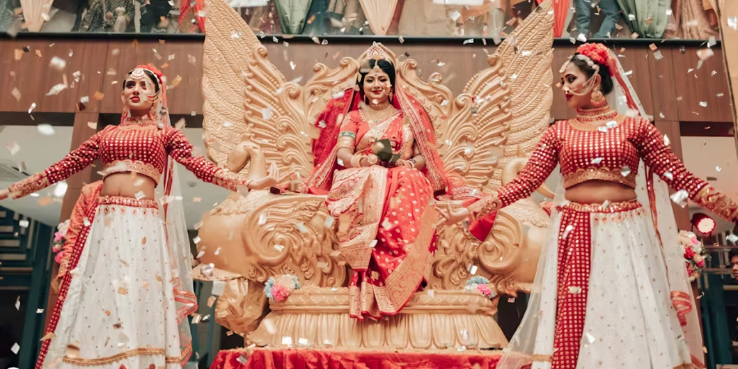 Complete Guide To Entertainment For Wedding: Belly Dancers, Music Band In Delhi And More_Floodlightz_Events