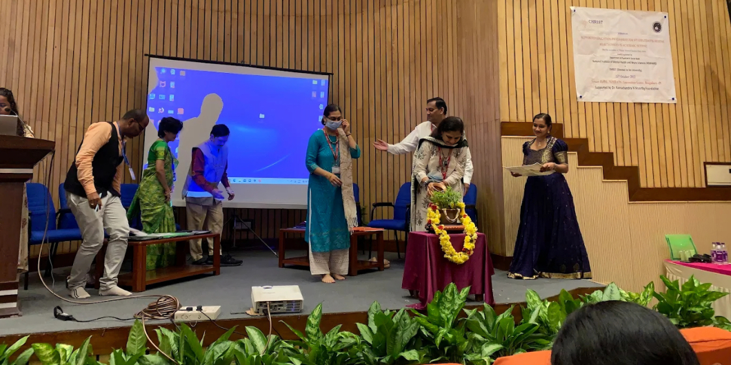 Emcee For Events & Exhibition Bangalore | Hire MC In Bangalore