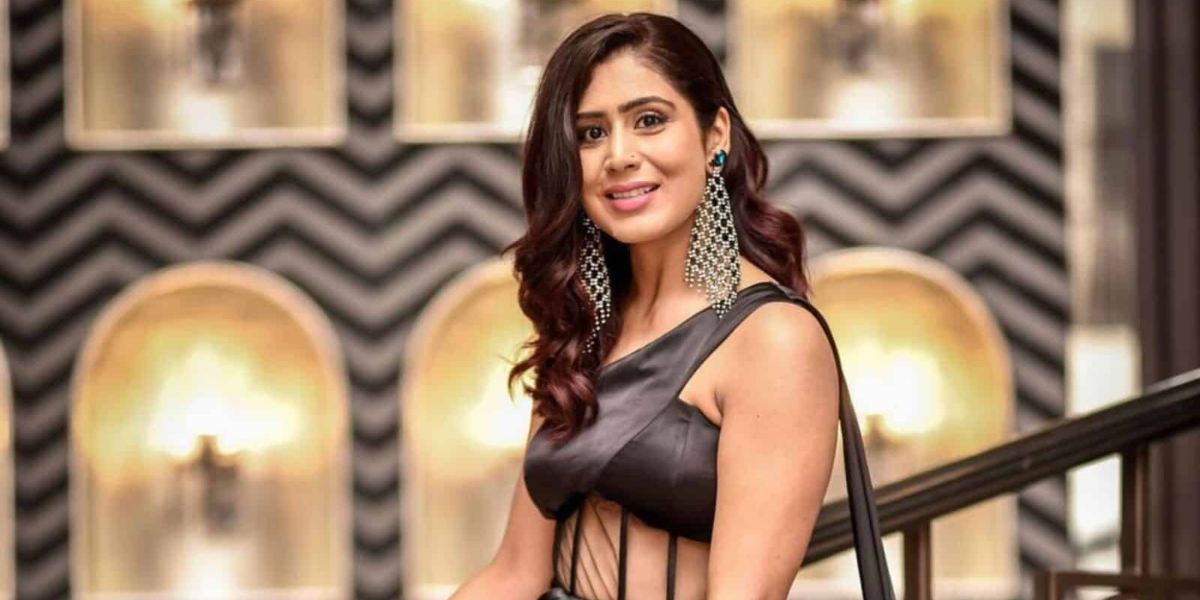 Ghazal Alagh | Floodlightz Events