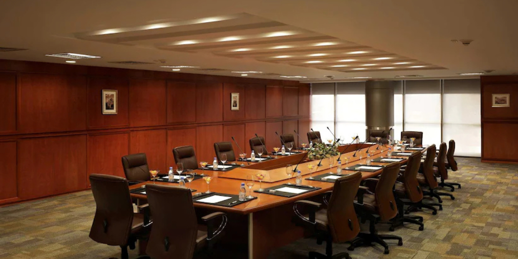 Hostess For Novotel Hyderabad Convention Centre – Elegant, Trained & Professional