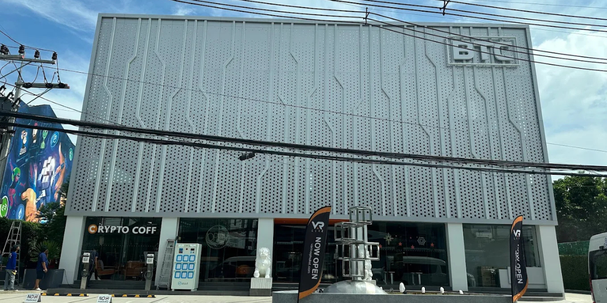 Host Your Next Event At BTC Space With Floodlightz