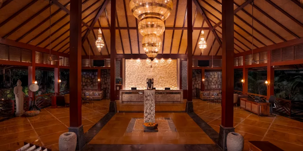 Full Exhibition Support – Manpower, Models, Emcee & Entertainment_Floodlightz_Events