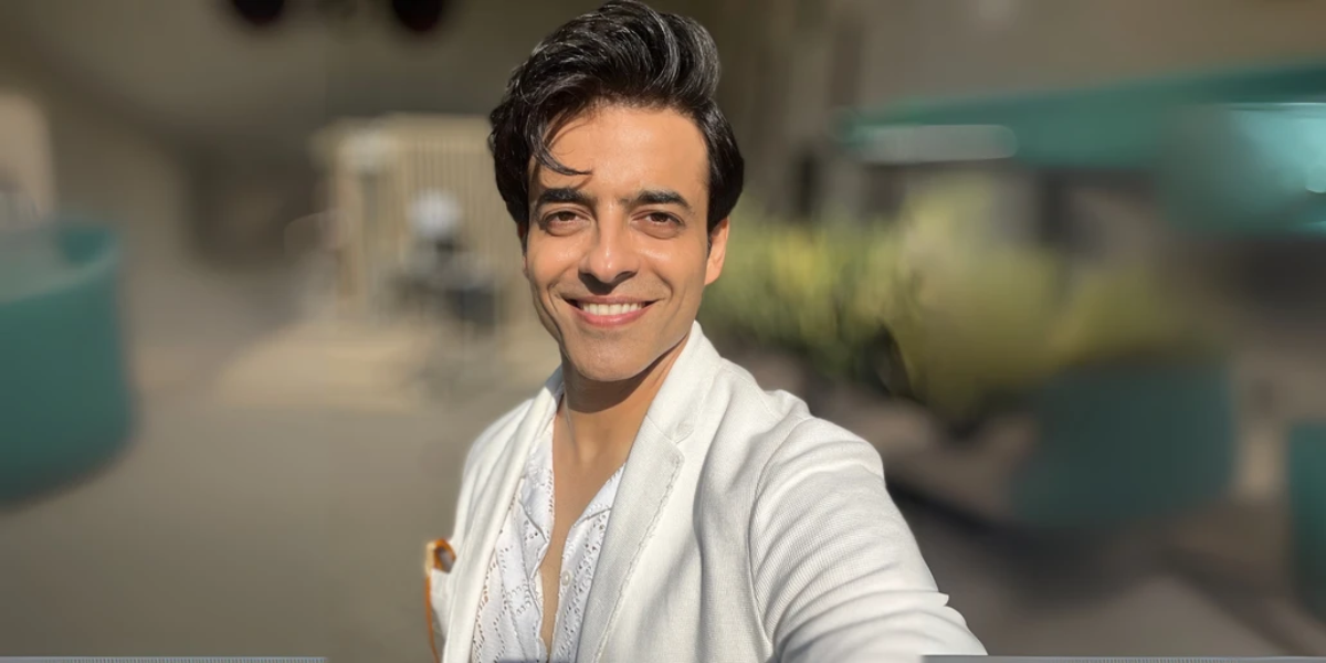 Himmanshoo Ashok Malhotra_Celebrity Anchor