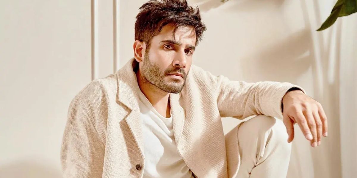 Karan Tacker_Celebrity Anchor