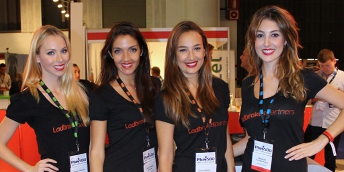 Models For Exhibition In Delhi – Professional Presence That Speaks For Your Brand