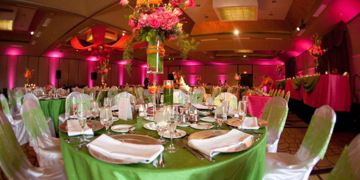 Convenience At Your Fingertips: Why Couples Search For Wedding Planners Near Me