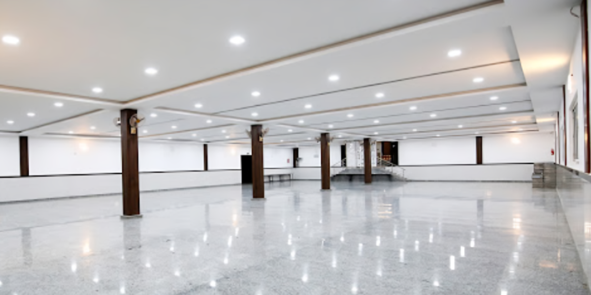 Hostess For BRS Grandeur Trained, Elegant & Professional