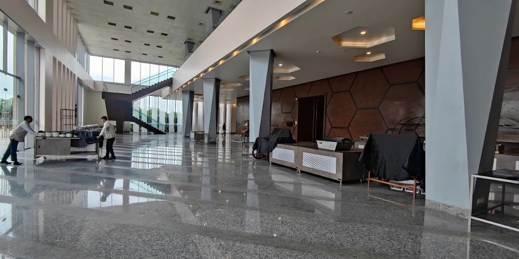 Emcee For Events & Exhibition Jaipur | Hire MC In Jaipur_Floodlightz_Events