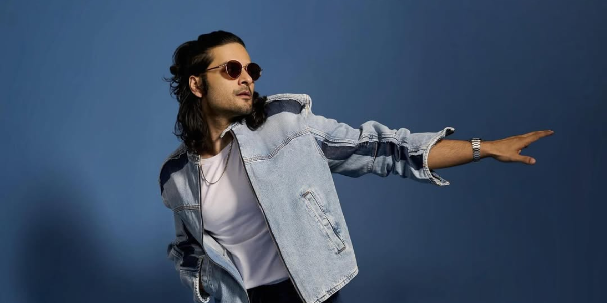 Celebrity Influencer