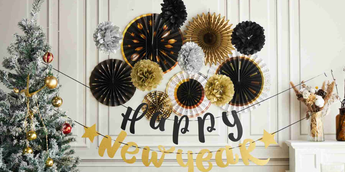 Why Hire A New Year Party Planner?