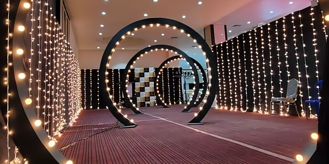 Add A Dash Of Glamour Hire Dancer Troupe For New Year Party