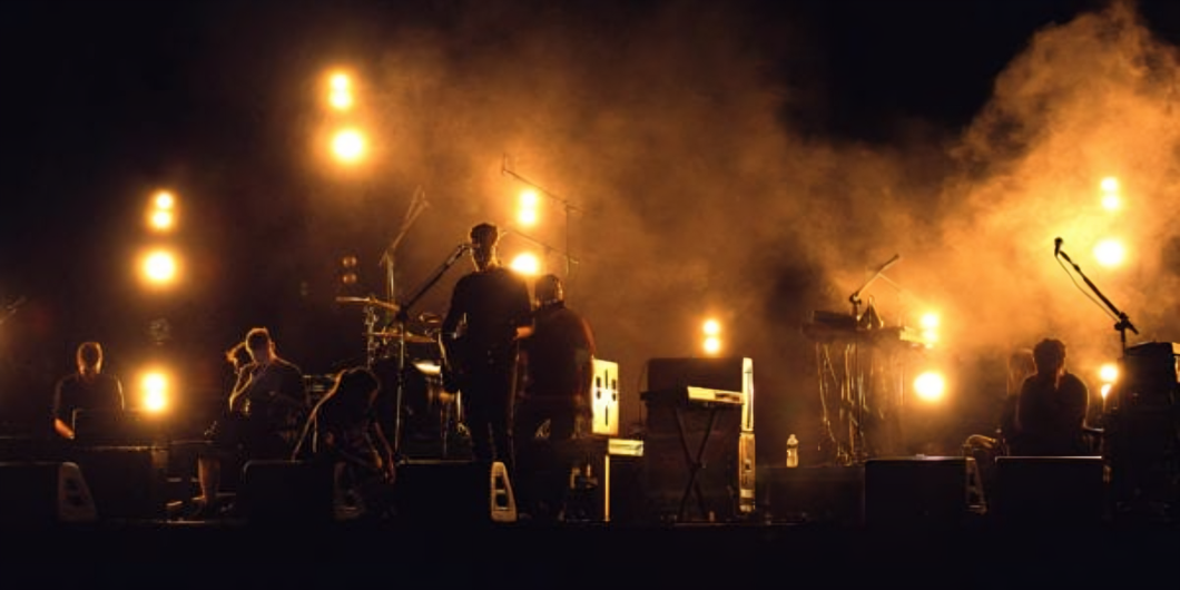 Why Choose Professional Artist Services & Event Planning