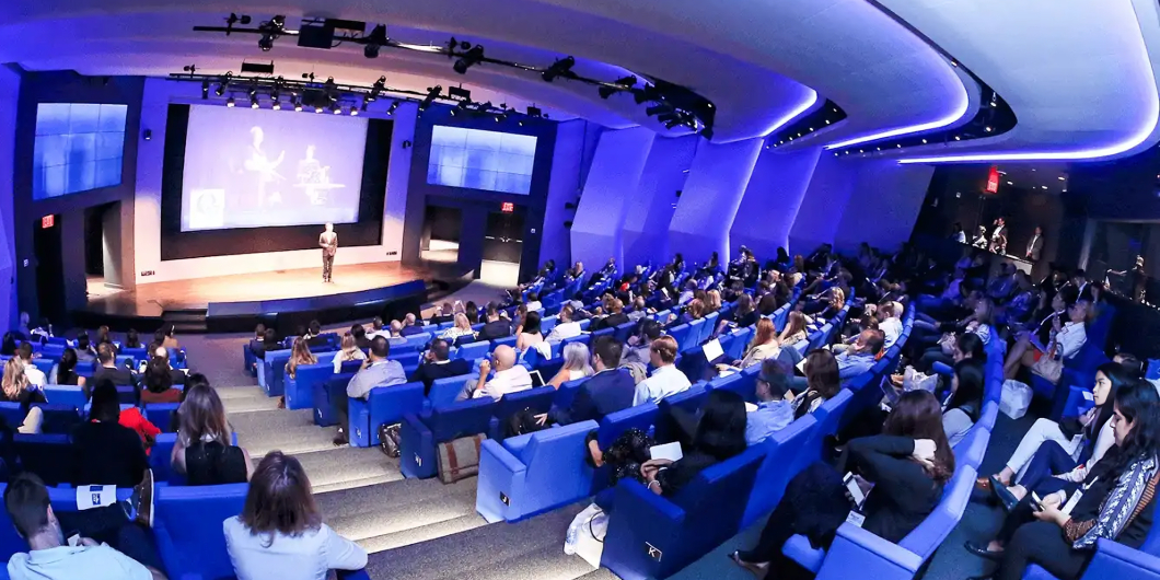 Professional MICE Solutions For Conferences & Meetings_Floodlightz_Events