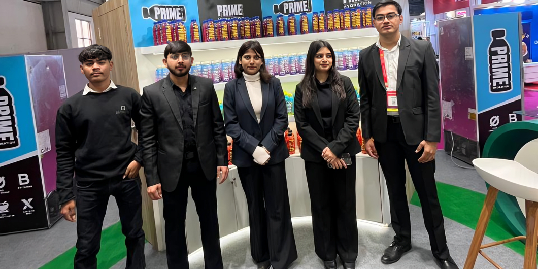 Role Of Event Hostess In Modern Events_Floodlightz_Events