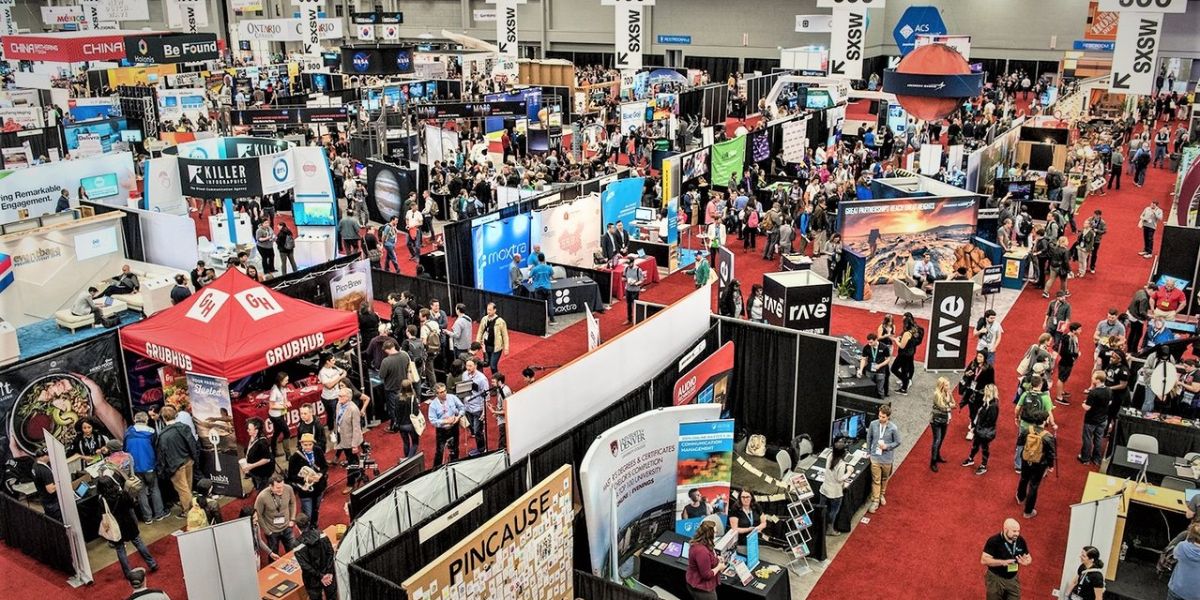 Why Businesses Should Participate In Lucknow Exhibitions_floodlightz_events