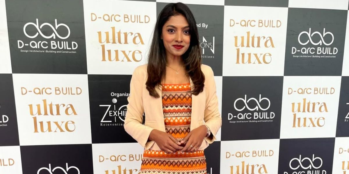 Best Anchor in Bangalore: Nicole Creates Unforgettable Event Experiences-floodlightz-eventz