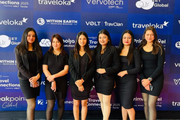 Event Hostess: Complete Guide To Hostess For Events And Manpower For Events In India_Floodlightz_Events