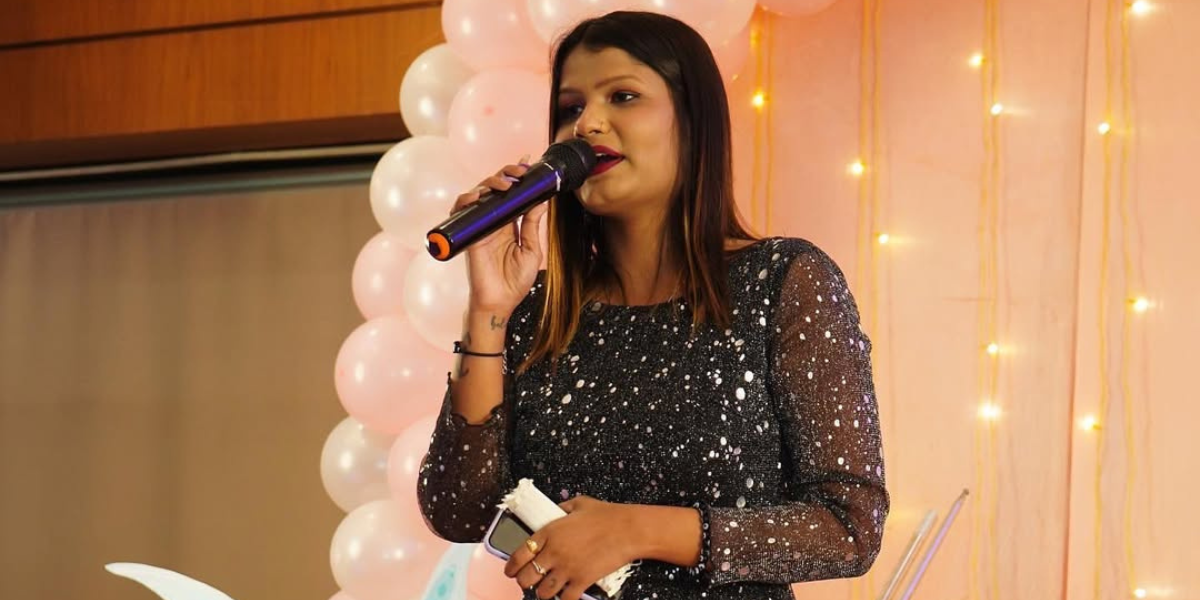 Emcee Sanjana – The Best Anchor In Lucknow for Every Occasion _floodlightz_Eventz