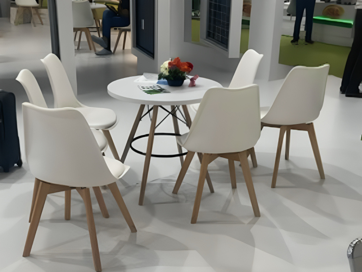 Cushioned Studio Chair_Furniture For Events