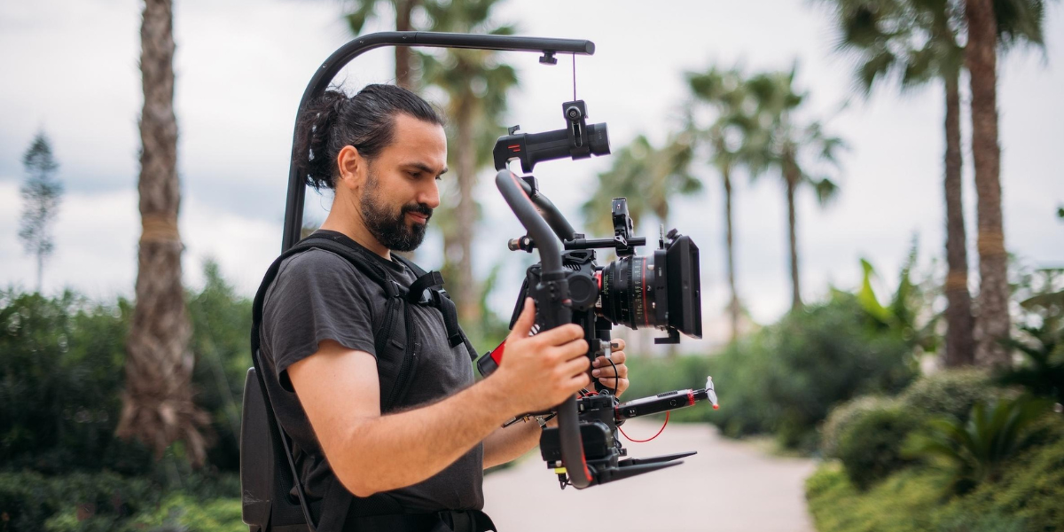 Wedding Videographer Delhi NCR: Understanding the Growing Demand_Floodlightz_