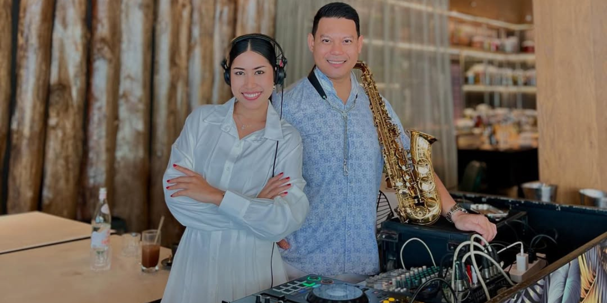 DJ For Corporate Events With Professional Touch_Floodlightz Events_