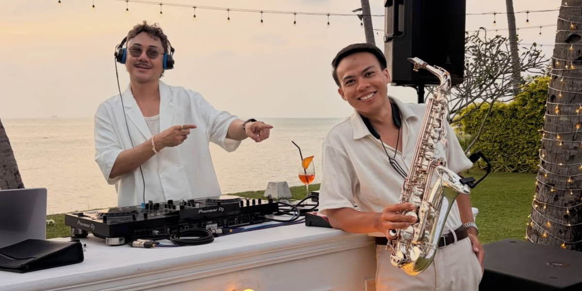Saxophonist for Wedding – Elegant & Romantic Performances_Floodlightz Events_