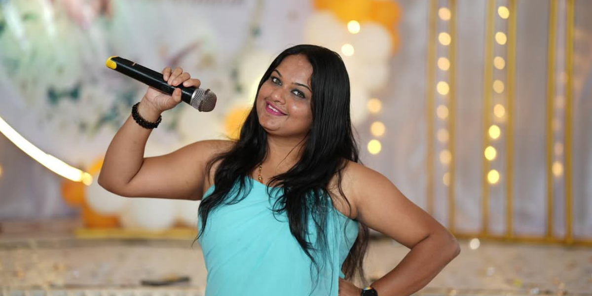 Emcee For Corporate Events In Goa For Professional Hosting : Floodlightz Eventz