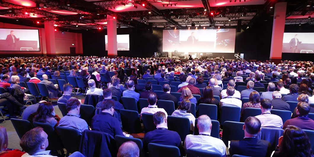 Benefits of Hiring a Top MICE Company_Floodlightz_