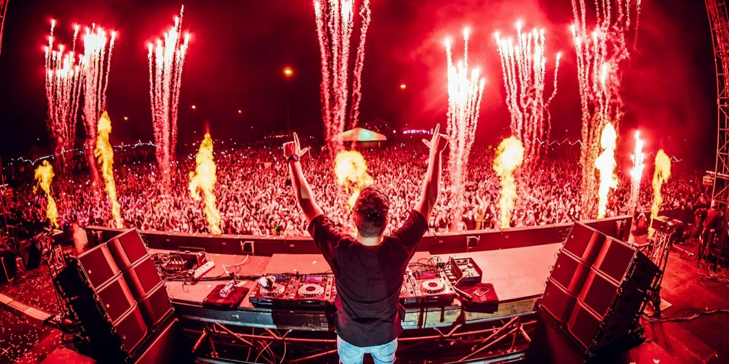 Why Choose The Best DJ In Bangalore?_Floodlihtz Events_