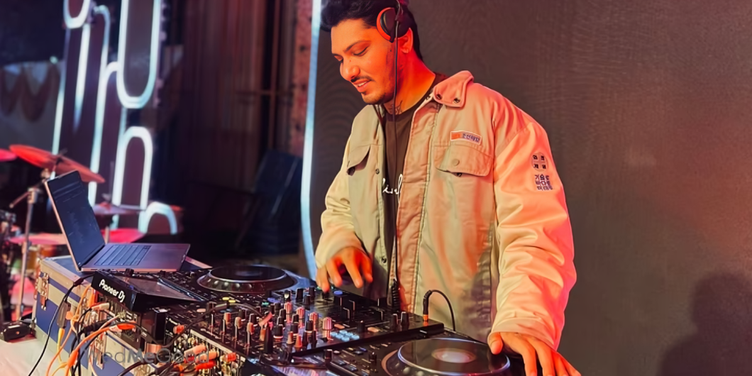 What Makes The Best DJ In Mumbai Stand Out_Floodlightz Events_