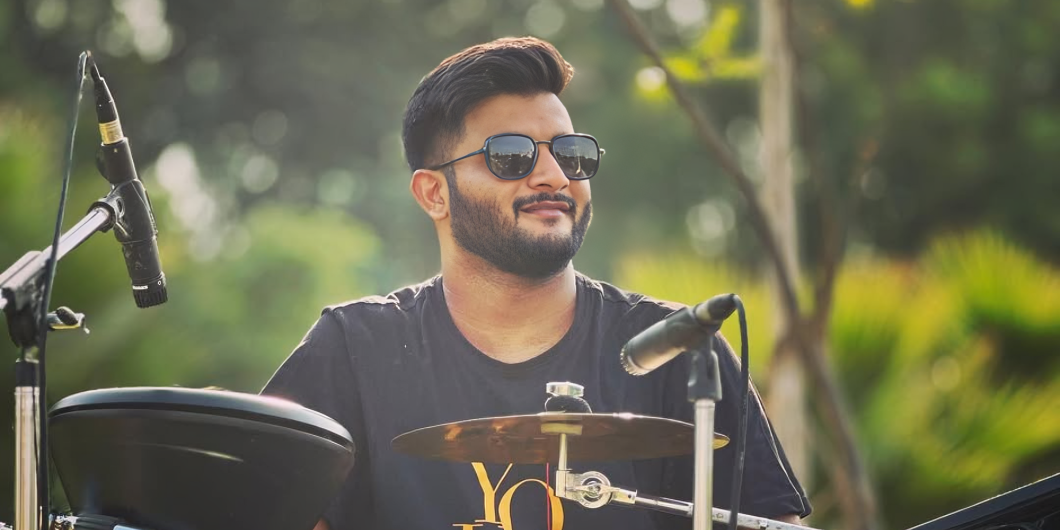 Event With An Energetic Percussion Performer_Floodlightz Events_