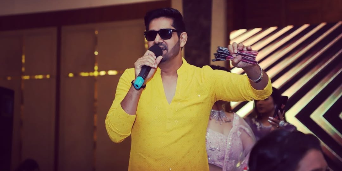 Anchor Pankaj – The Voice That Connects & Entertains : Floodlightz Eventz