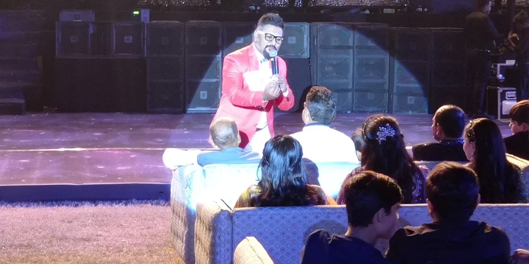 Wedding Anchor In Ahmedabad_Floodlightz Events_