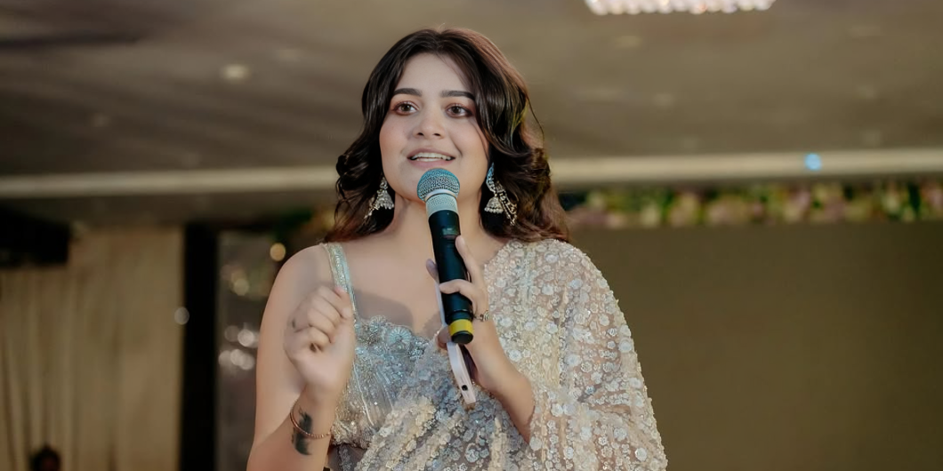 Emcee In Kolkata For Elegance_Floodlightz Events_