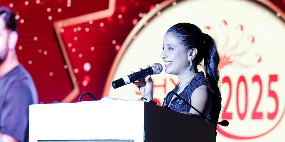 Emcee For Classy & Memorable Celebrations_Floodlightz Events_