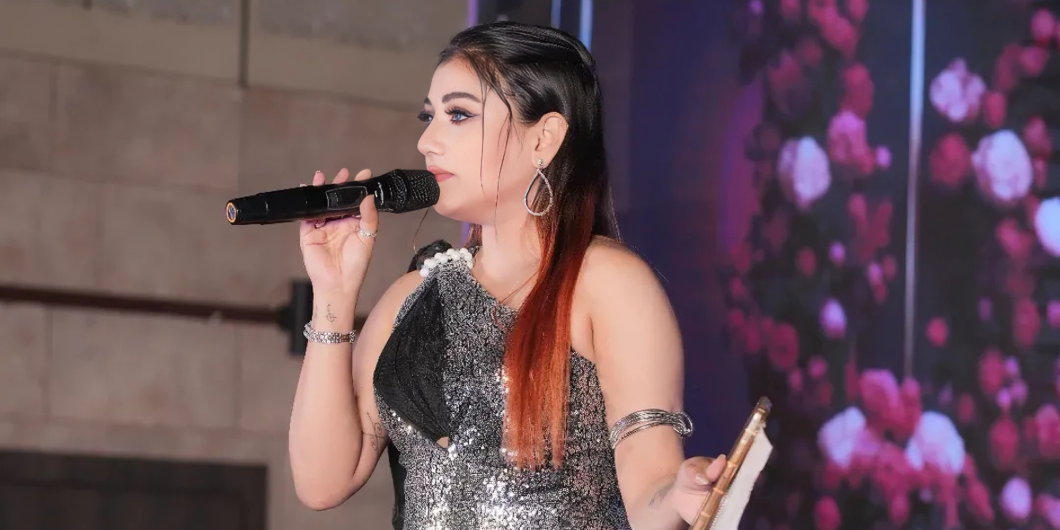 Female Emcee For Stylish & Engaging Events_Floodlightz Events_